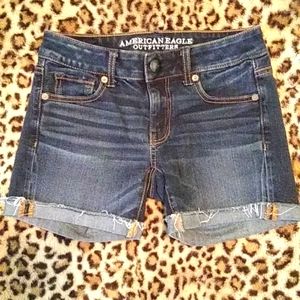American Eagle Size 0 Jean Shorts